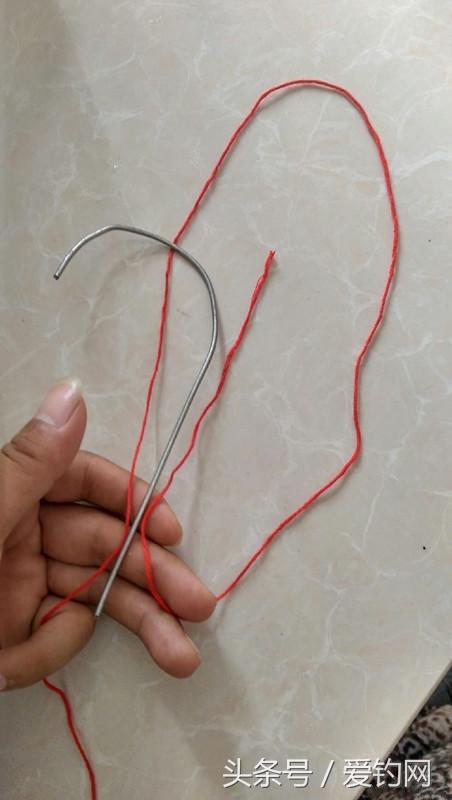 钓鱼还不会绑鱼钩？详细的绑鱼钩图示，就在这里！