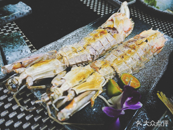 表白被拒的心，只有这家的海鲜刺身可以治愈