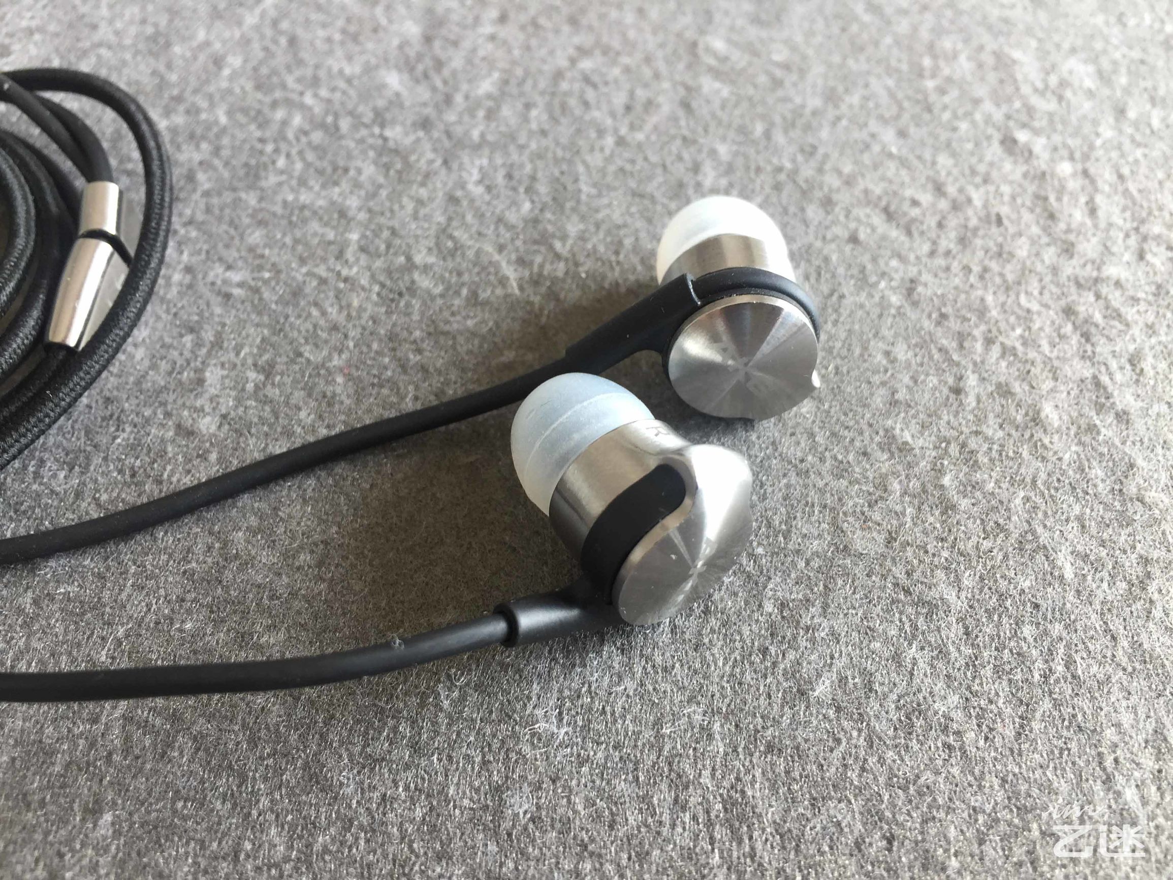 爱科技k3003对比森海塞尔ie800,akgk3003对比森海塞尔ie800s