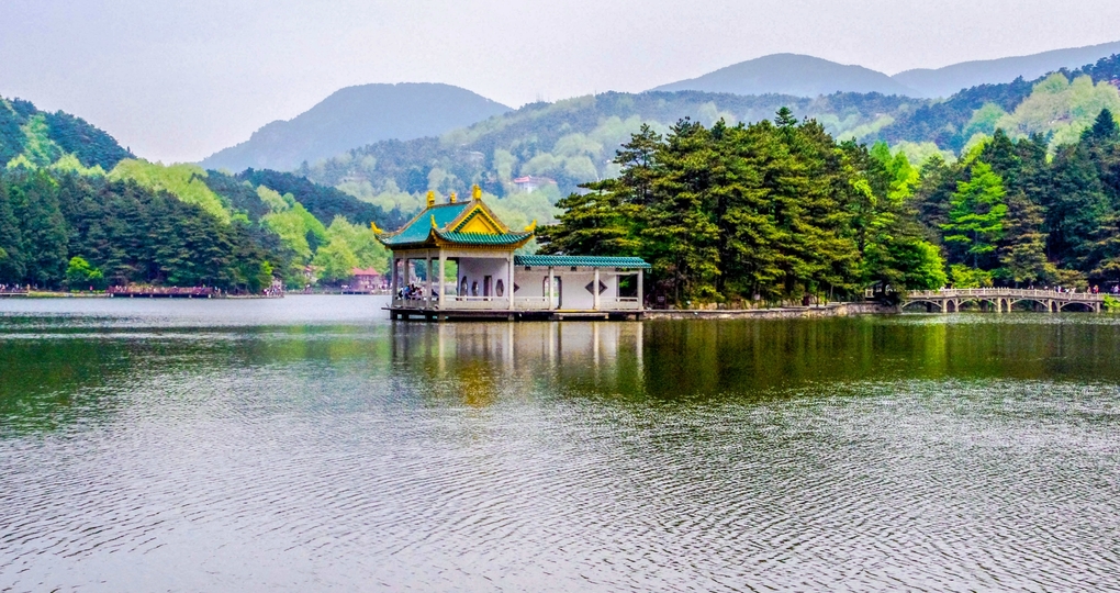 郑州至厦门高铁25日开通，二等座约700元