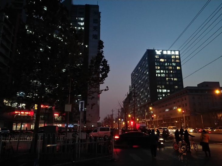 史上最均衡的锤子手机坚果Pro2评测