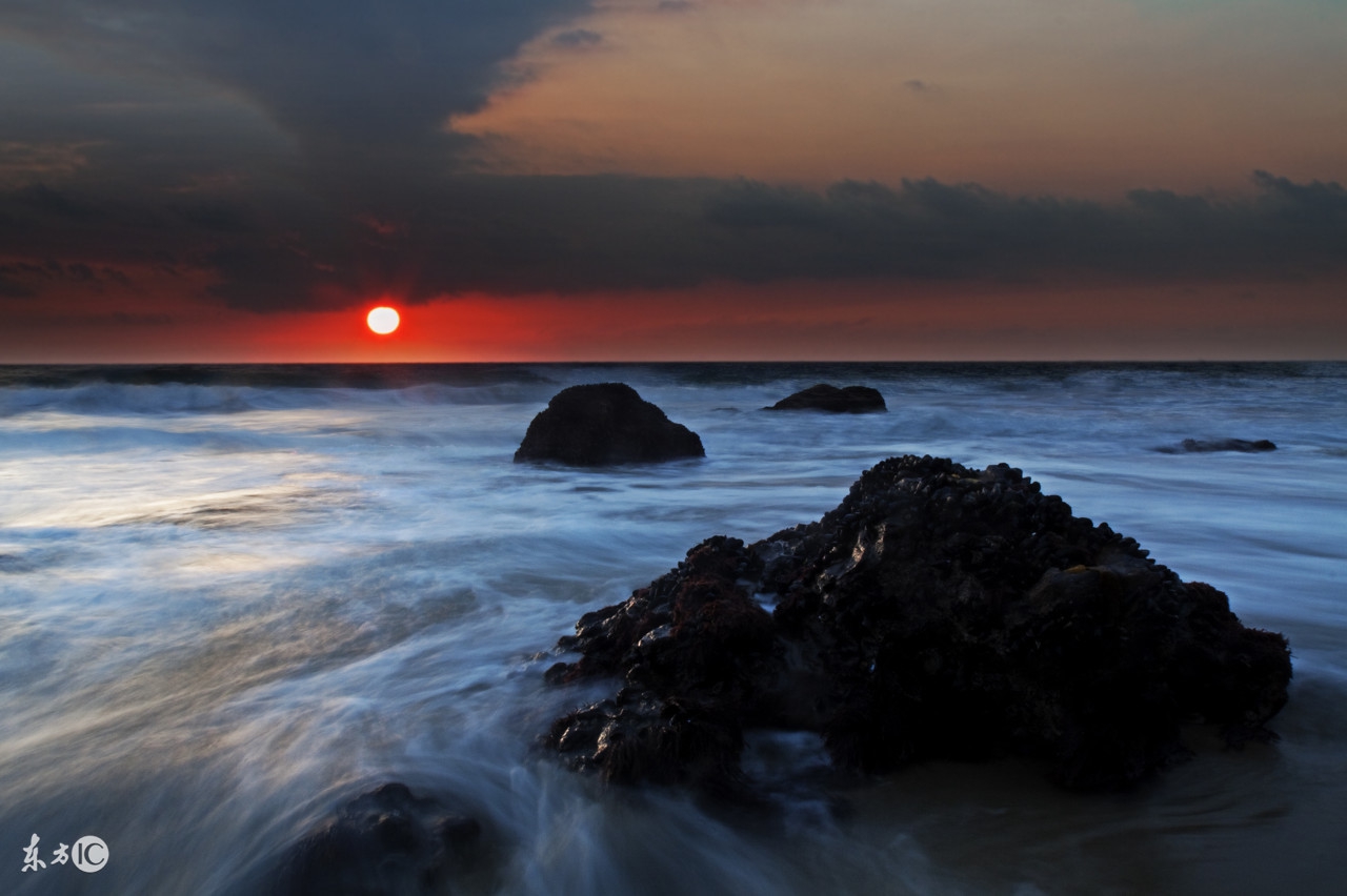 男龙与女龙属相婚配好吗,女龙和女龙属相合不合