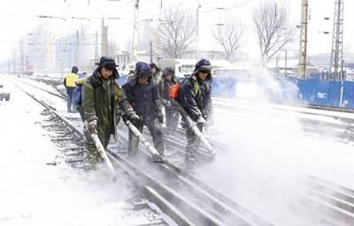 经历了飞机延误还有惊喜,经历火车晚点的感受