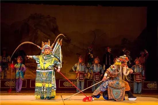 大宁威风锣鼓队,大宁闹十五威风锣鼓