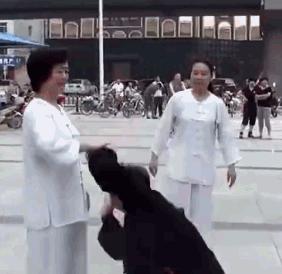 韩国街头清一色服装,韩国街头拉风衣服