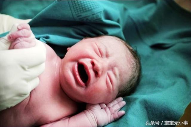 剖腹产有没有1年后怀孕生孩子的,女子剖腹产后生孩子