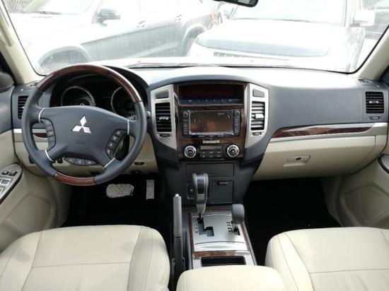 新车三菱帕杰罗3.8升v6价格,最新18年3.8三菱帕杰罗二手车价格
