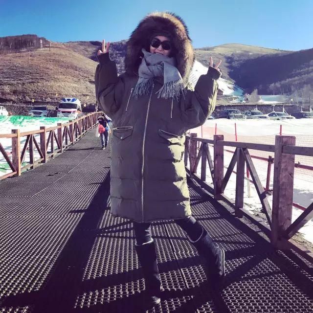 怎样挑选羽绒服才不掉绒,选羽绒服怎么选不臃肿的