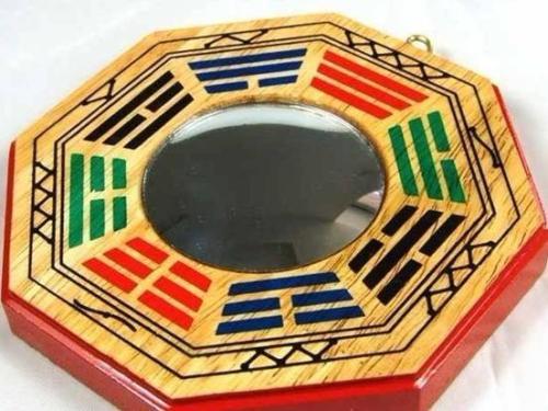 八卦镜的类型和用法,八卦镜的正确使用