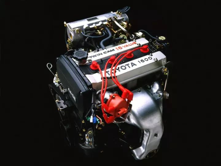 *光春**明媚｜丰田MR2生平简介