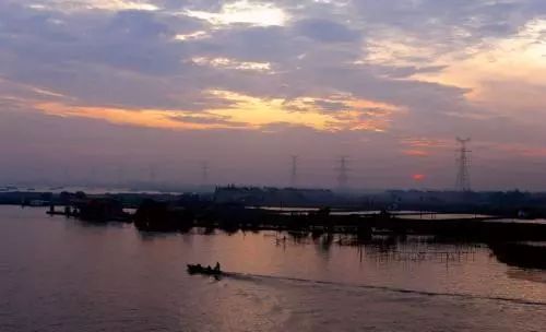 聆听｜吴喜彬：《宿命里的河》——诵读：以琳