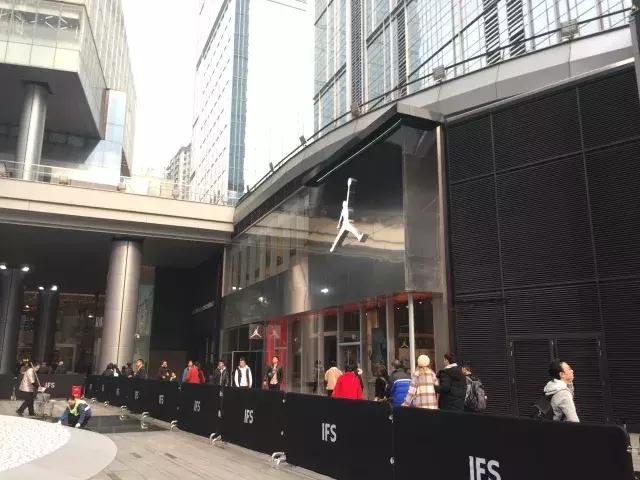 你都在哪买鞋的,你一般去哪里买东西