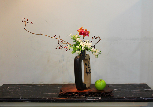 古筝独奏《半壶纱》十里桃花待嫁的年华凤冠的珍珠挽进头发