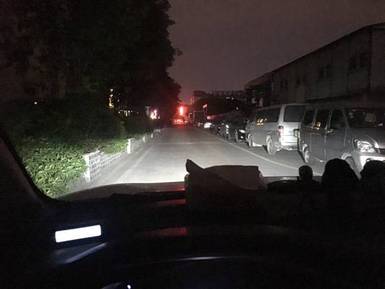 雪莱特氙气大灯安装,上班换灯泡