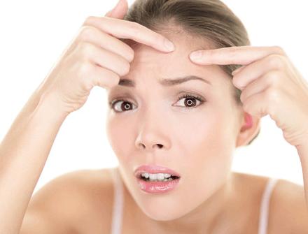 为什么痘痘久治不愈?你可能是激素依赖性*疮痤**