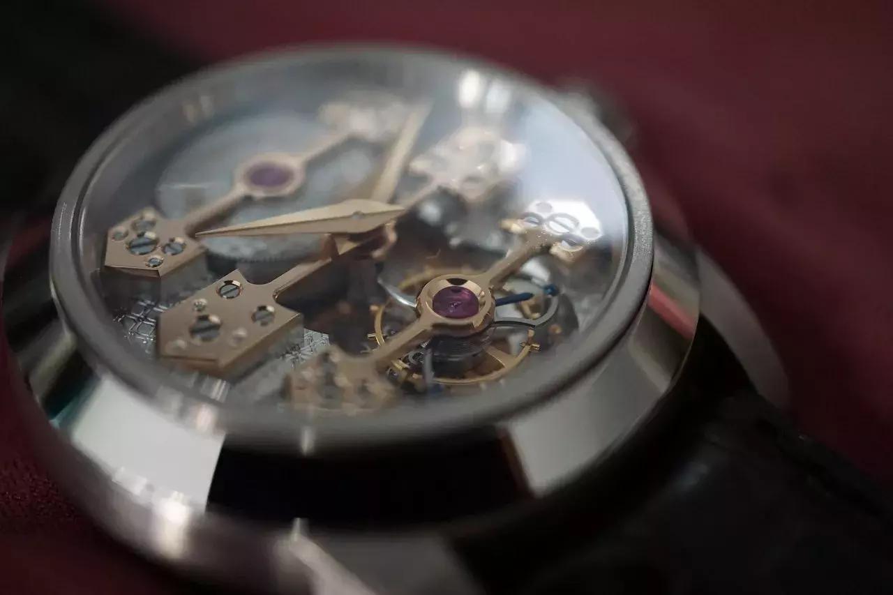 陀飞轮哪个好看,最好看的平民陀飞轮