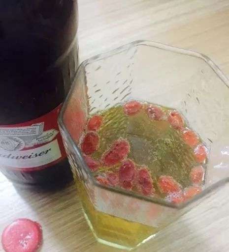 一边作死一边养生叫什么,一边养生一边作死应该怎么说