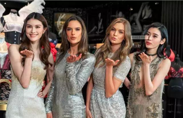 奚梦瑶为什么在维密秀上摔跤,分析维密秀上奚梦瑶摔倒事件