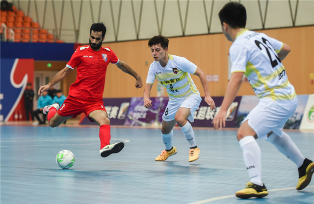 小罗足球独造11球,小罗都踢哪个位置最厉害