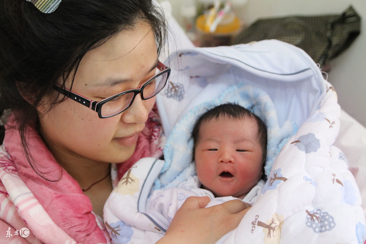 产妇胎位不正医生纠正难产完整版,孕妇胎位不正什么原因导致的