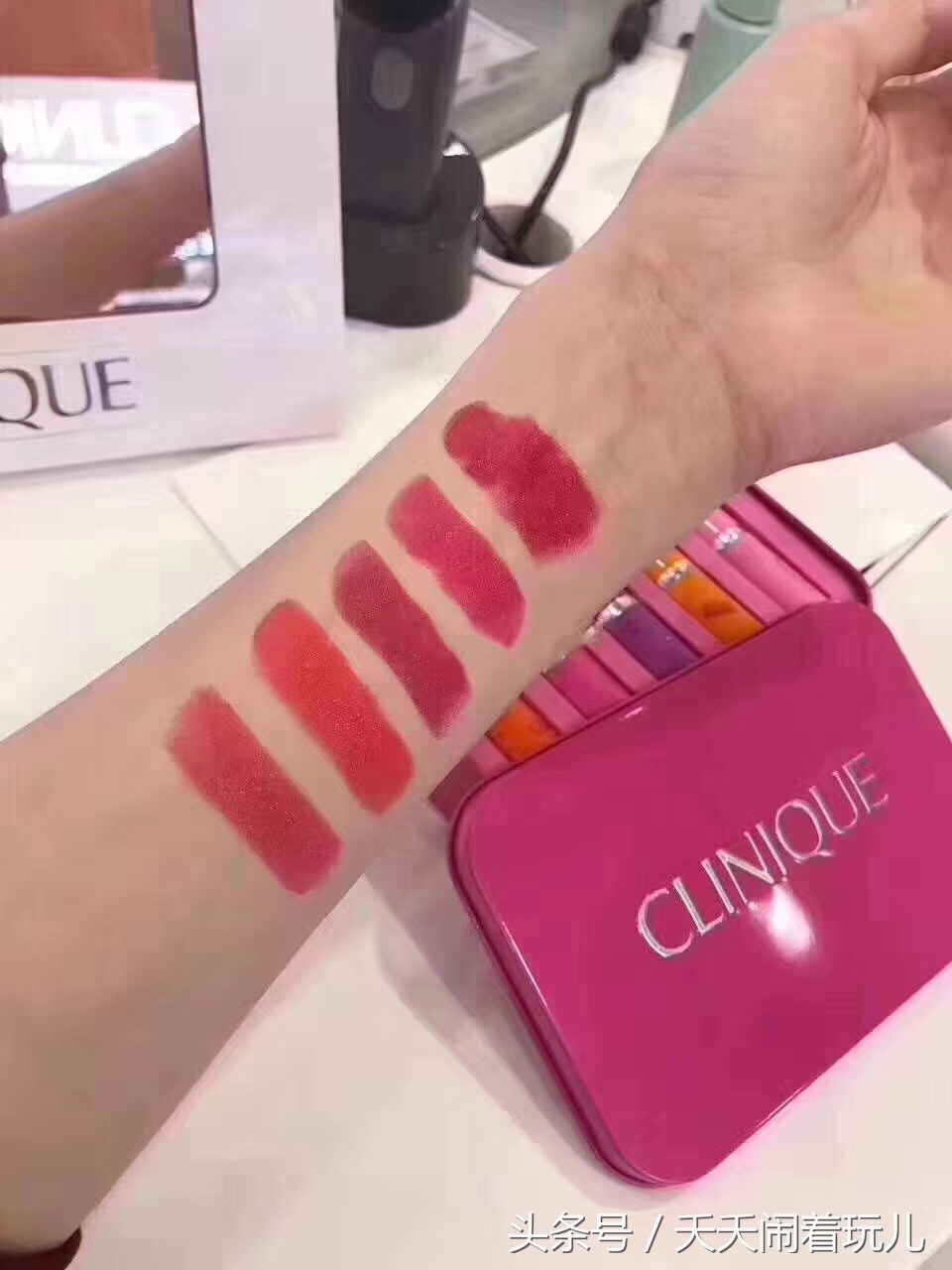 总缺一只口红拔草各大神圣诞口红套装