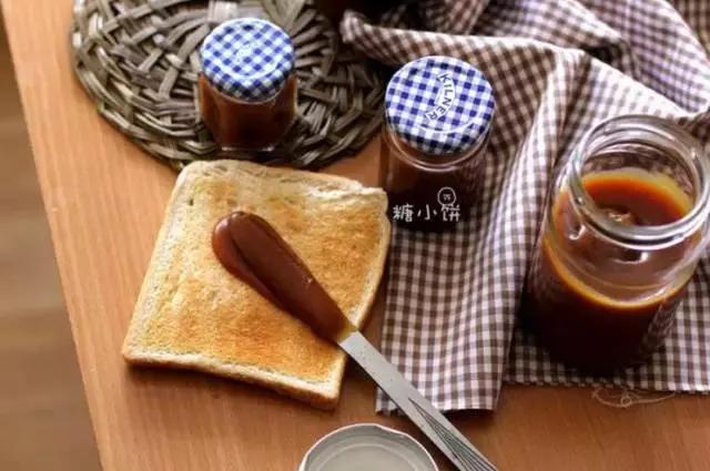 用不完的淡奶油怎么处理,用不完的白奶油下次怎么用