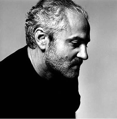 世界著名服装设计师的代表作品,深圳十大服装设计师品牌