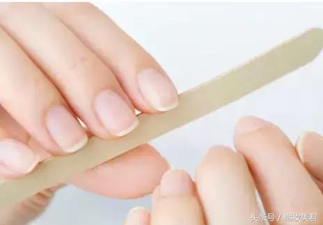 指甲软薄易断怎么办,指甲易脆易断怎么治疗