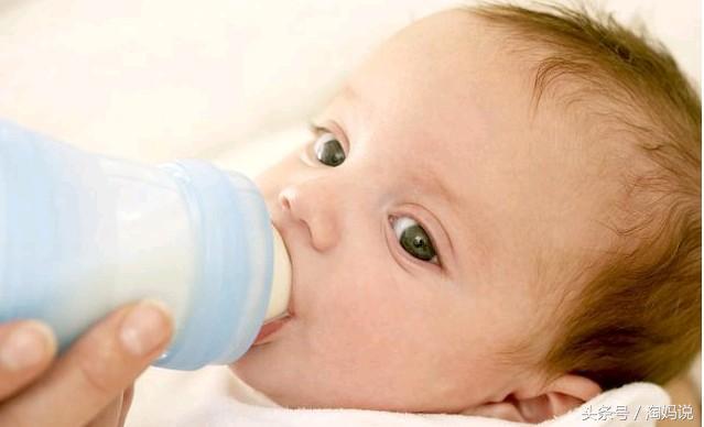 宝宝拒绝奶瓶喂养怎么办,宝宝抗拒奶瓶这几招你试了吗