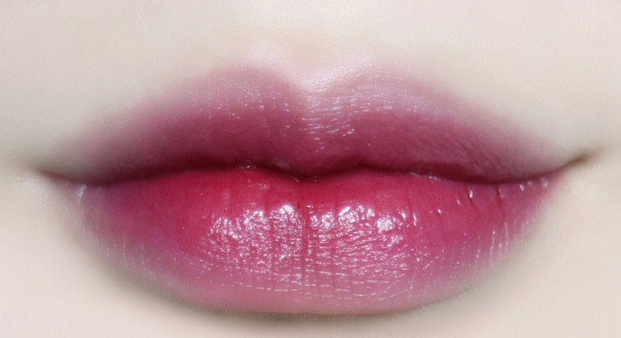 mac子弹头柔雾系列口红试色927,今年好看口红颜色