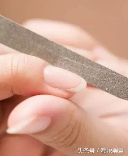 指甲软薄易断怎么办,指甲易脆易断怎么治疗