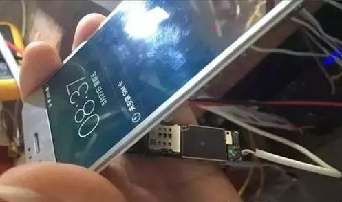 iphone6s蓝屏,iphone6s黑屏不开机充电没电流