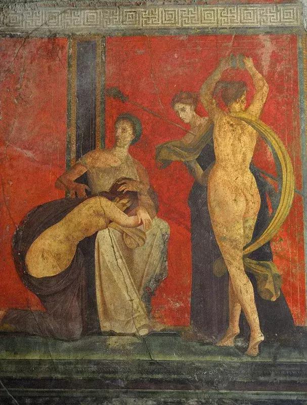 教堂为什么华丽,教堂一般都是什么颜色