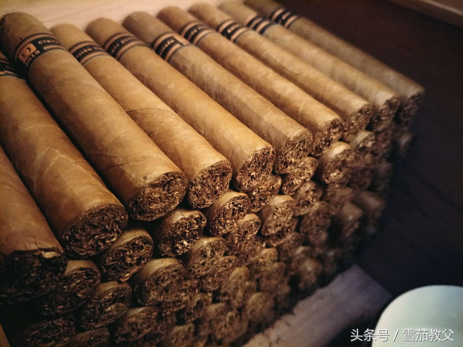 新手雪茄盒的保湿盒怎么用,抽雪茄保湿盒技巧