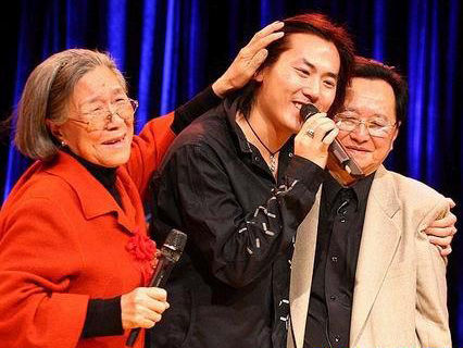 他们没上幼儿园就做童星！学历最高的也已去世！她却骗了我们10年