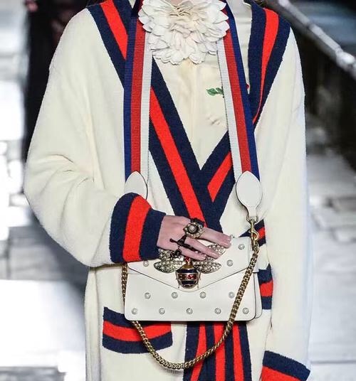 包包日常必备,好看又很能装东西的包包