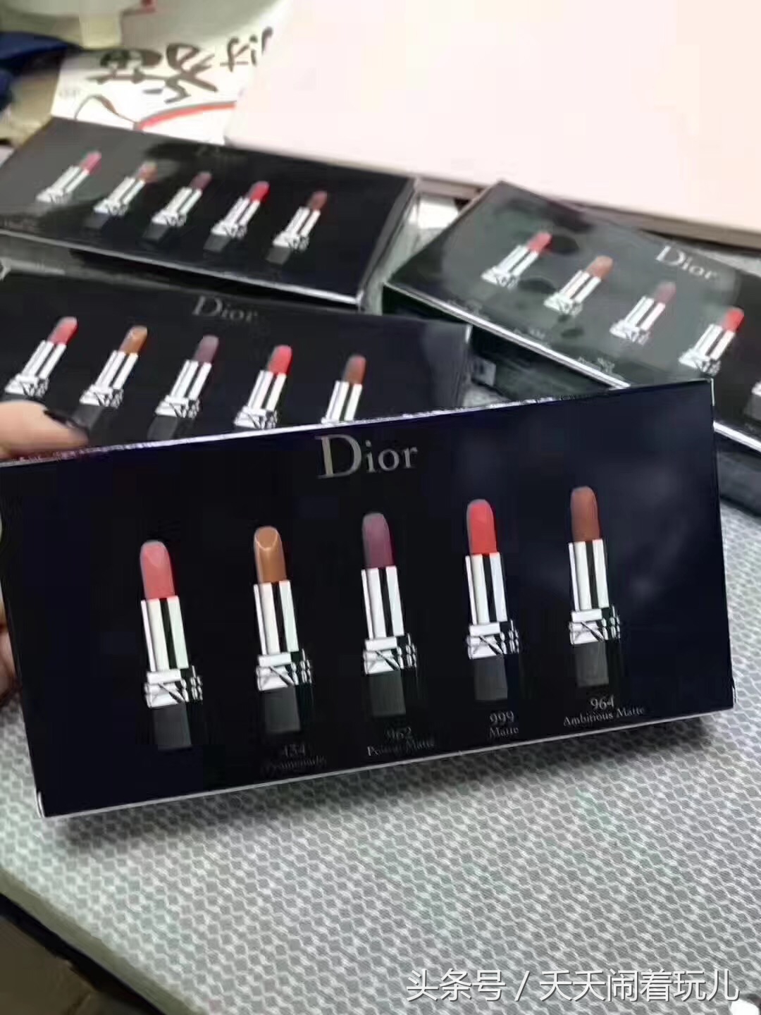 总缺一只口红拔草各大神圣诞口红套装