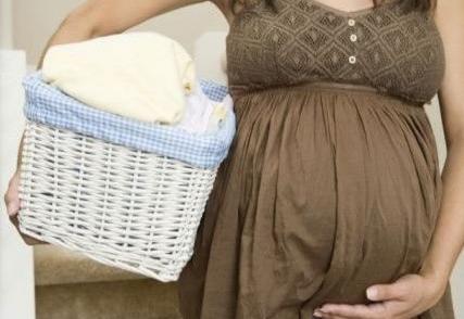 孕妈妈脚上有静脉曲张怎么办,孕妈静脉曲张怎么缓解