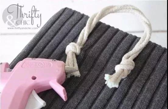 穿旧的毛衣,穿旧的羽绒服千万不要丢