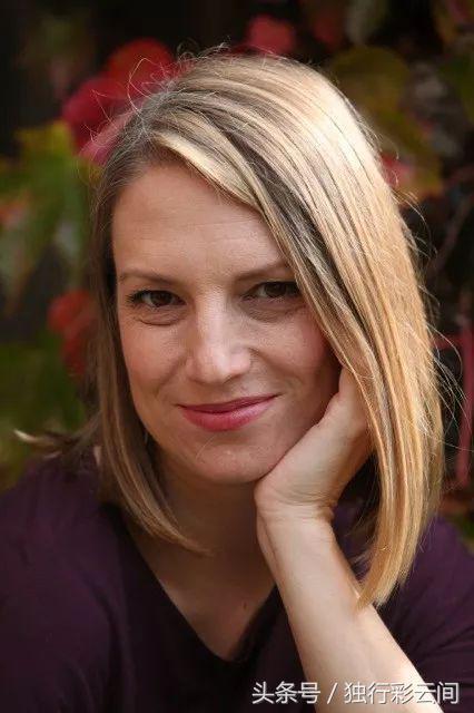 这只金毛治愈了她的抑郁症