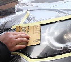 大灯发黄清洗实测小妙招,大灯老化模糊如何修复