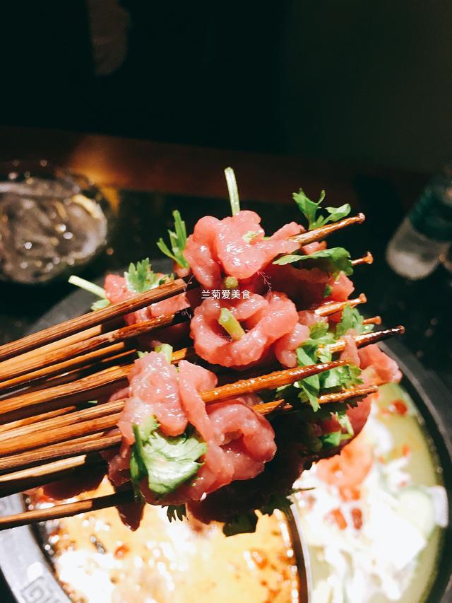 冷锅串串和串串香的区别,冷锅串串和串串香区别在哪里