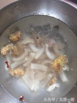 不用皮冻的灌汤小笼包肉馅怎么做,灌汤小笼包半成品制作