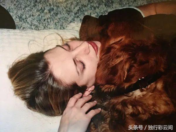 这只金毛治愈了她的抑郁症