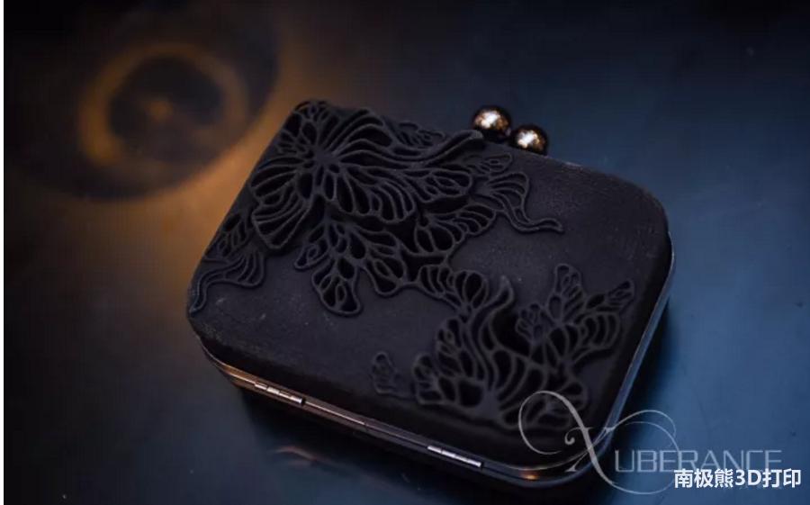 真的美爆了！华曙高科携手极致盛放推出3D打印TPU手包