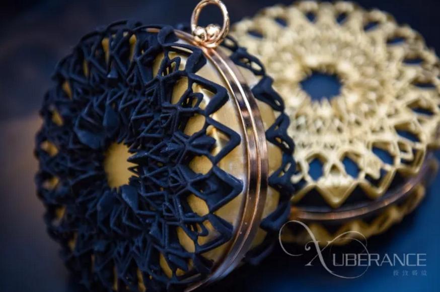 真的美爆了！华曙高科携手极致盛放推出3D打印TPU手包