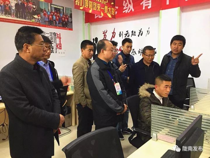 涓哄涔℃墦call闄囧崡,涓虹敇鑲冩墦call