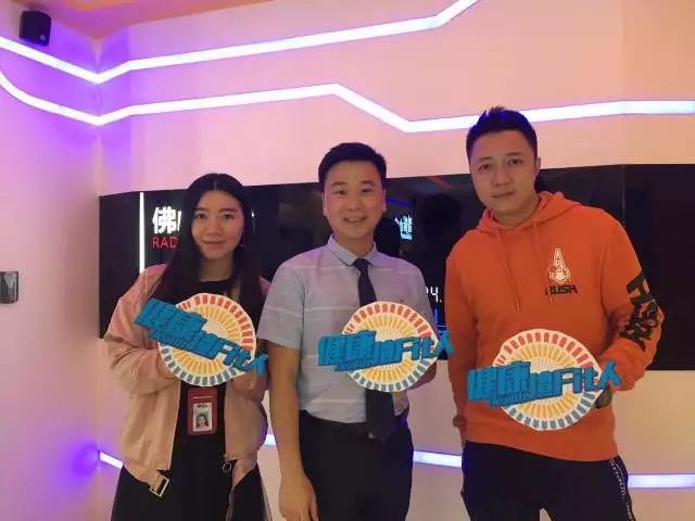 夏天蛇出没怎么防止被咬,养蛇如何防止被咬