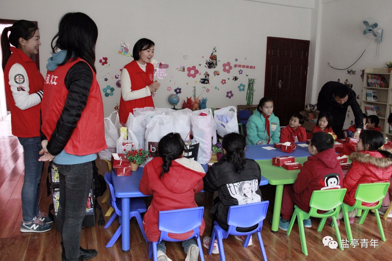 情暖冬日敬老志愿行,情暖初冬爱心助学