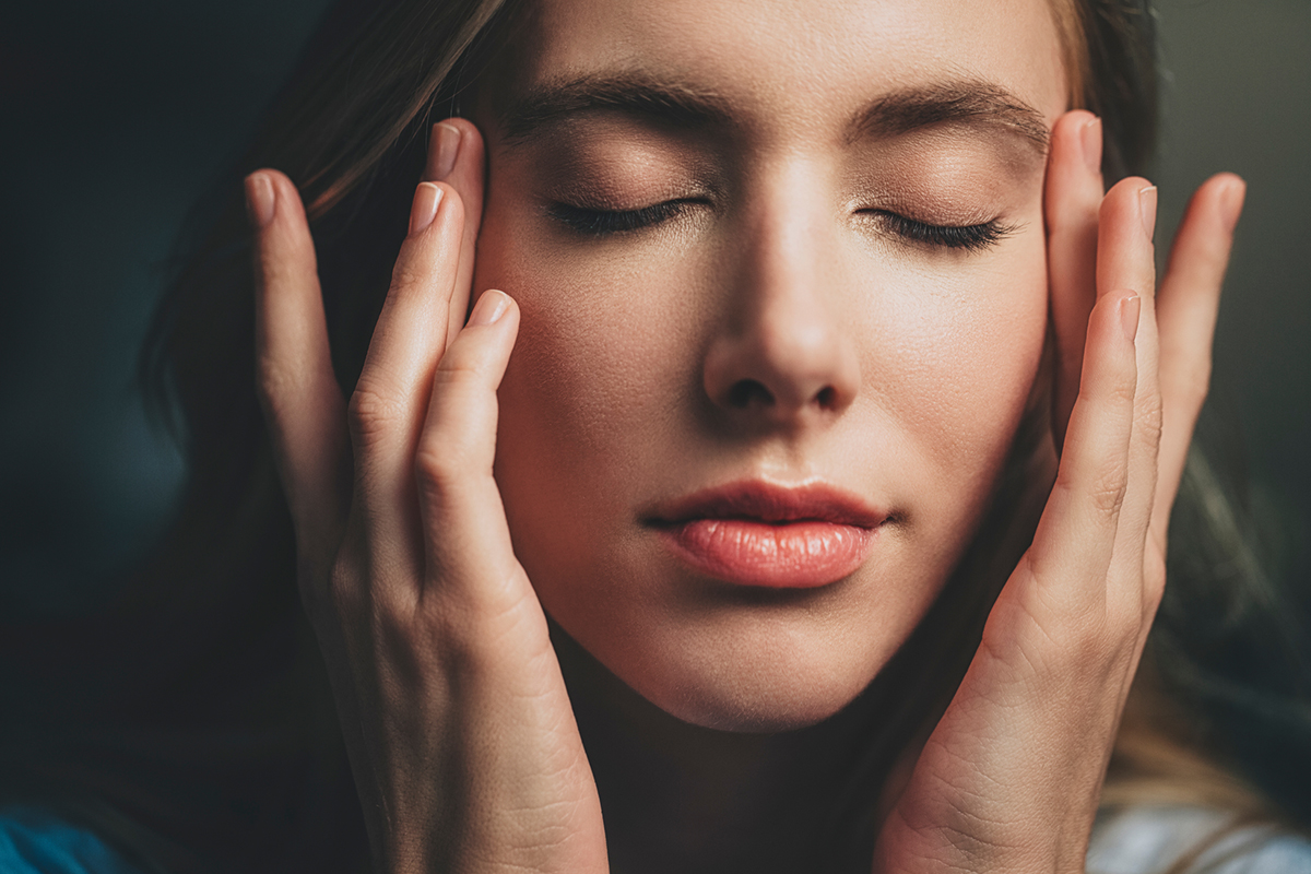 海蓝之谜眼霜脂肪粒,白云山眼霜去脂肪粒